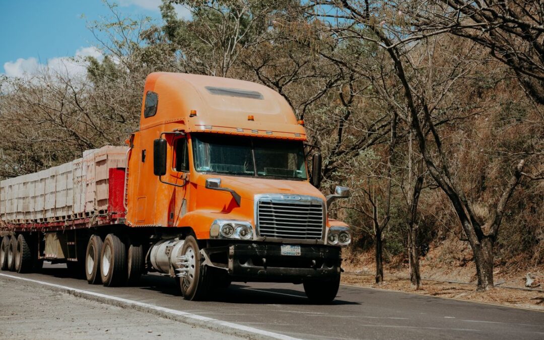 Dicas de direção defensiva para motoristas de carretas